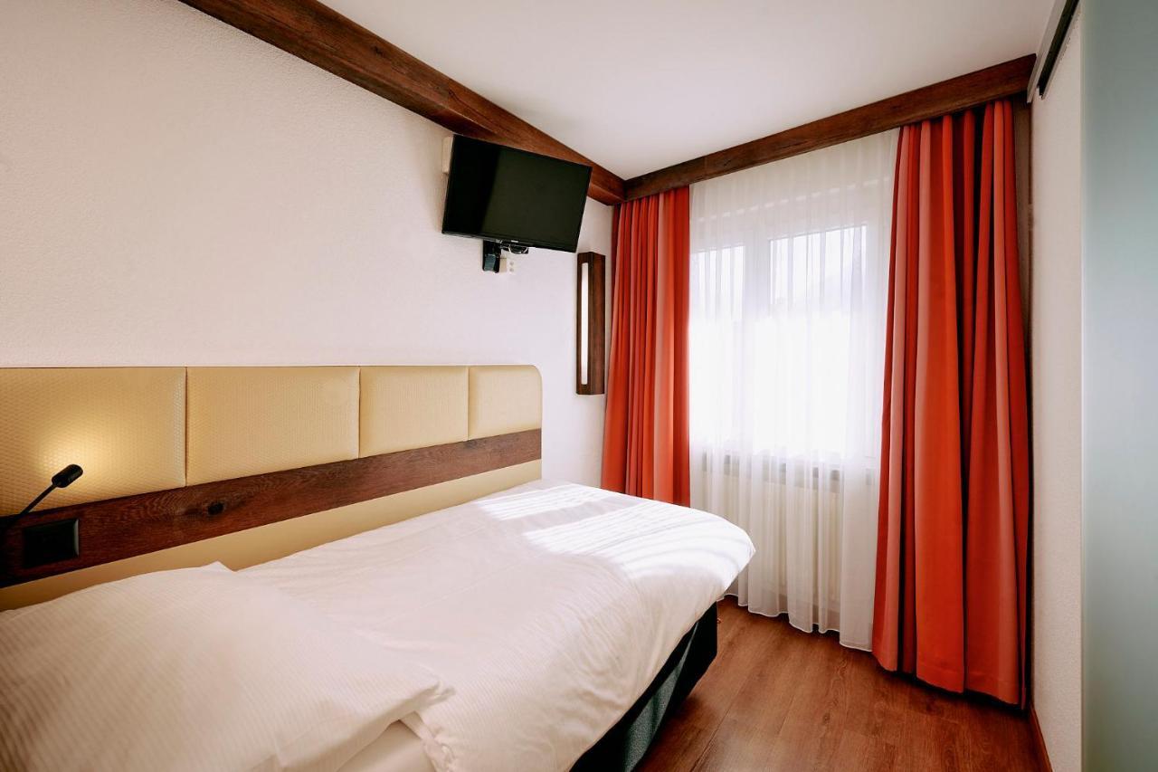 Elite Hotel Visp Buitenkant foto