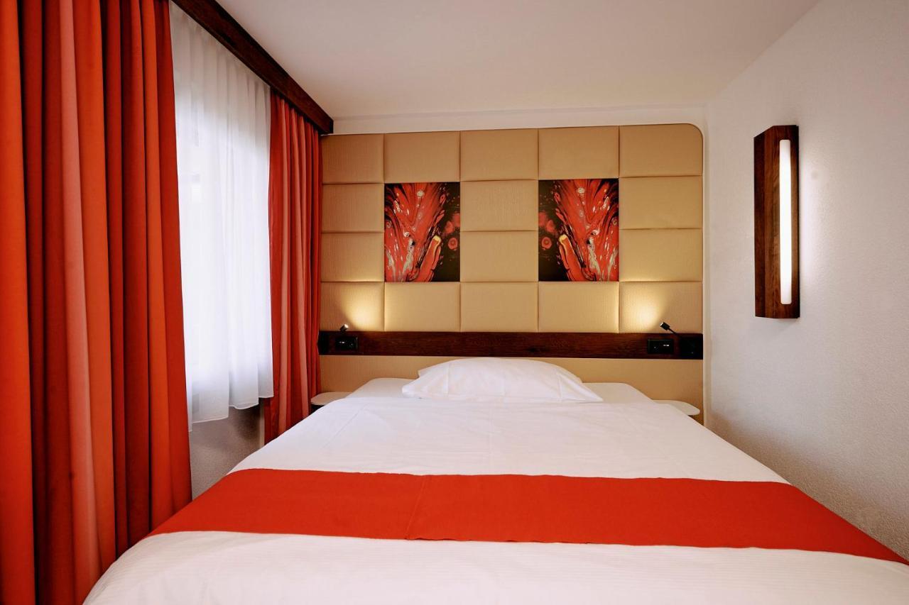Elite Hotel Visp Buitenkant foto